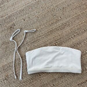 White Acta Strapless Sports Bra